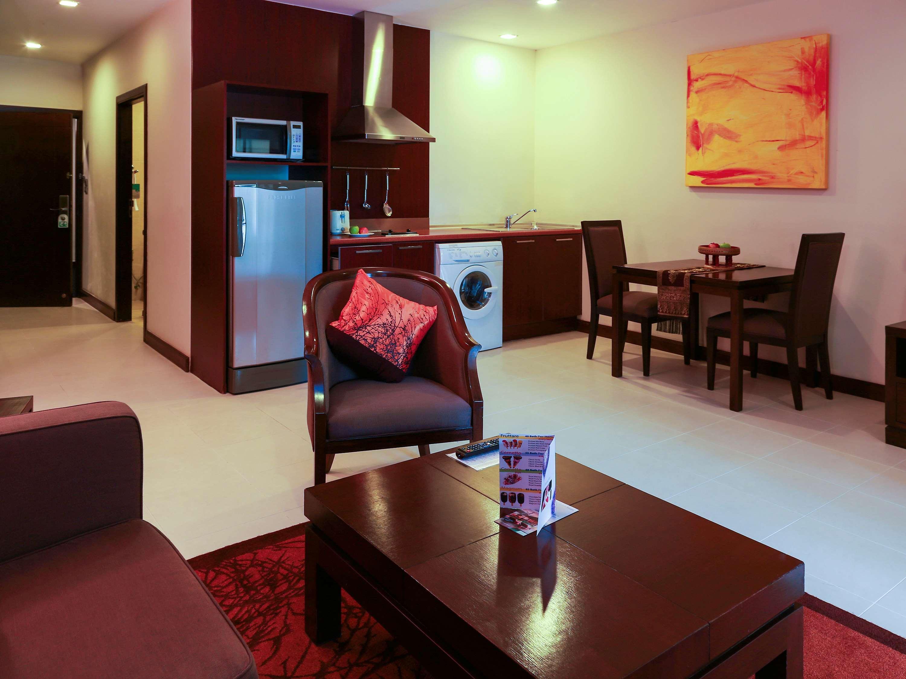 Grand Mercure Bangkok Asoke Residence Exterior foto